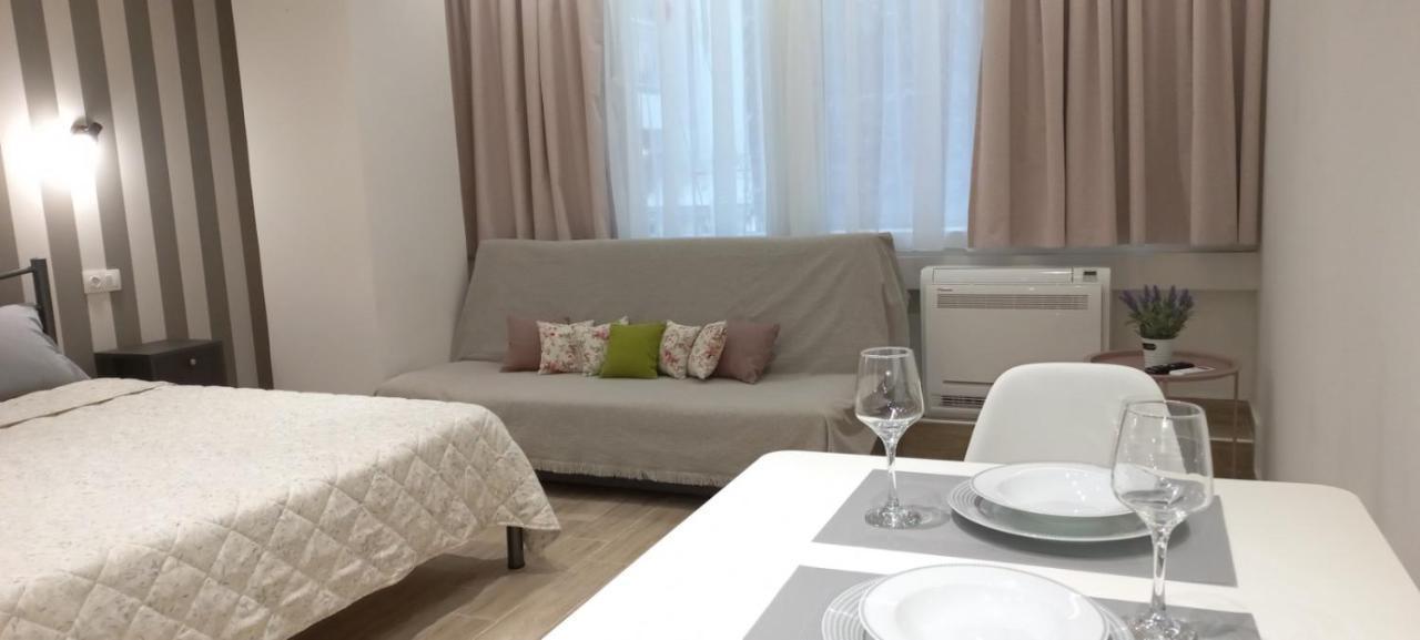 2Downtown.Skg Apartment เทสซาโลนิกิ ภายนอก รูปภาพ